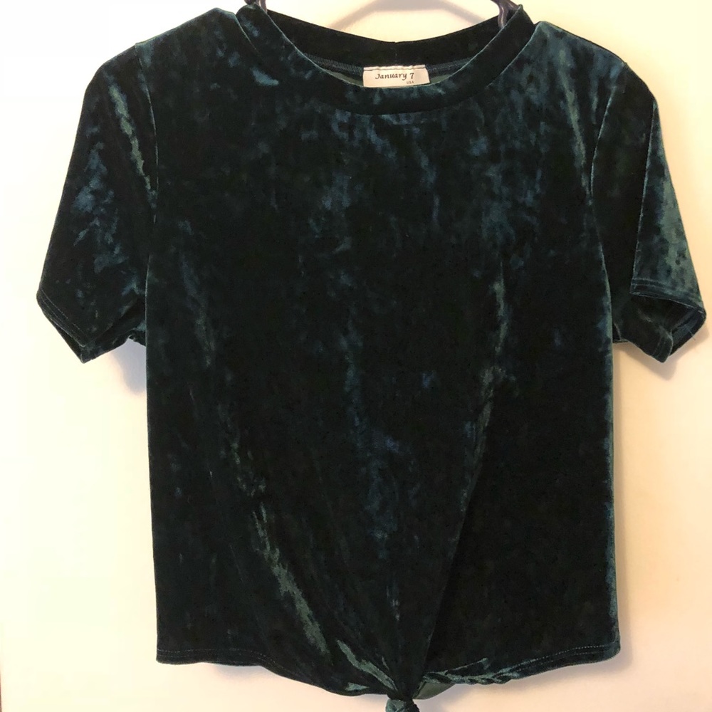 Green Velvet crop-top